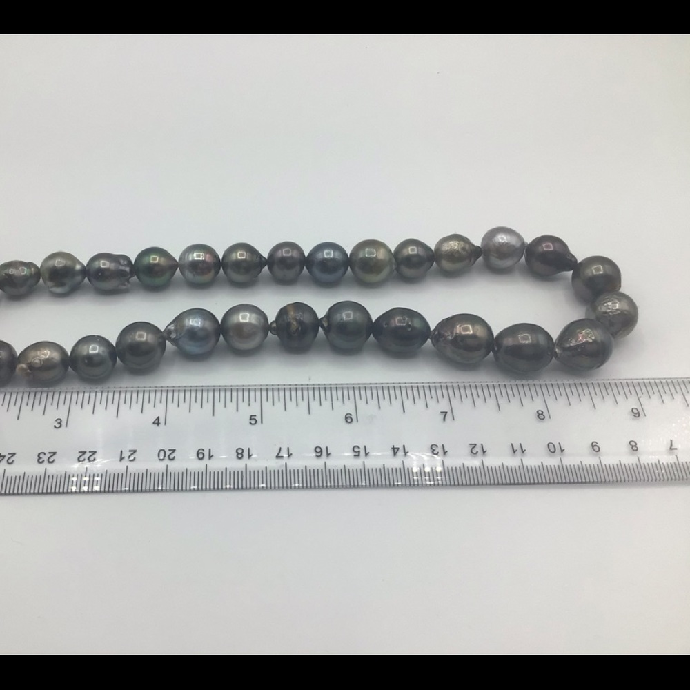 Tahitian Pearl necklace